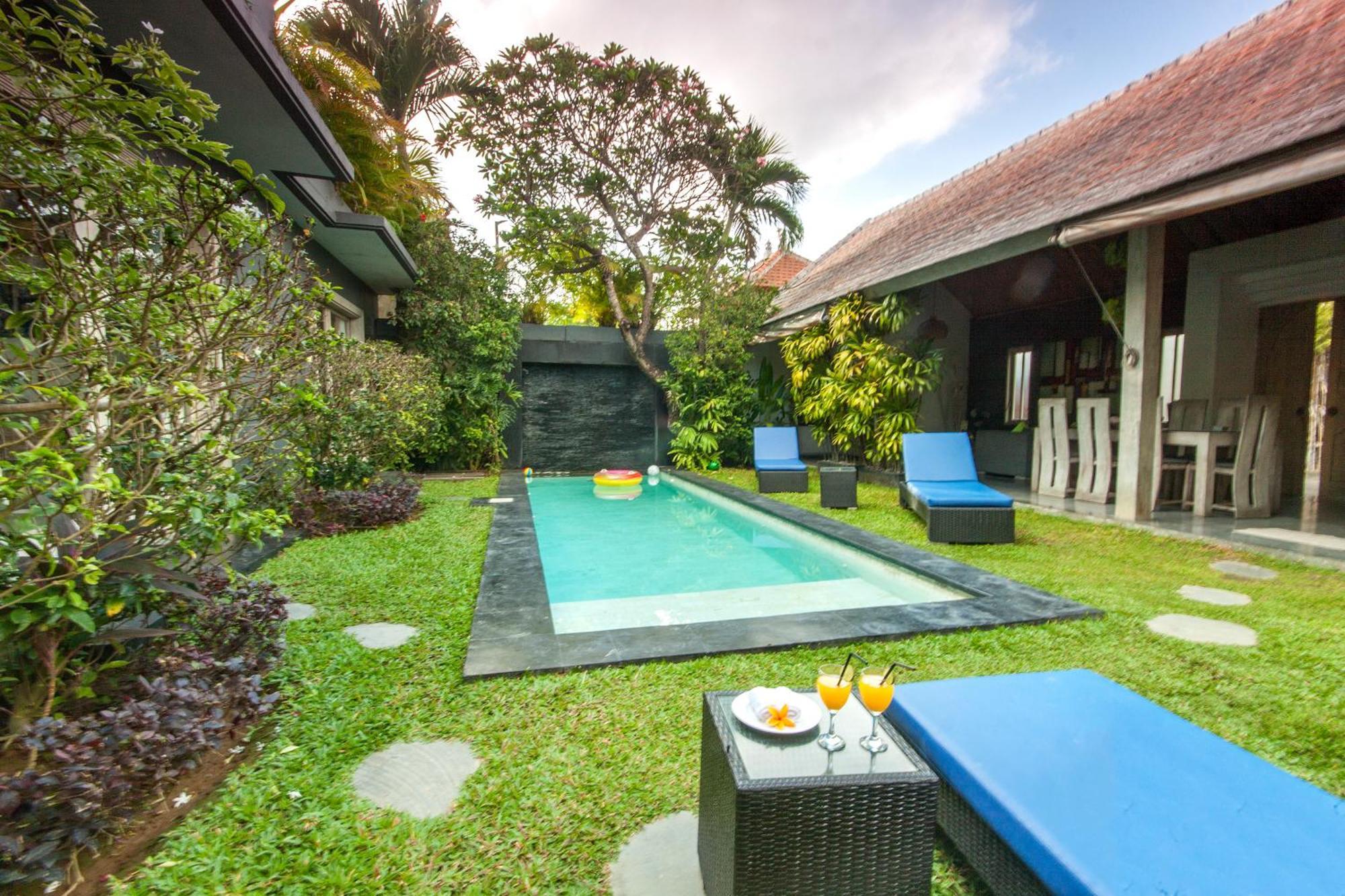 Villa Jalak Seminyak  Exterior photo